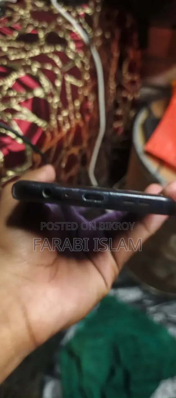 নোকিয়া ৮ ভি ৫জি ইউডব্লিউ ৬৪ জিবি কালো