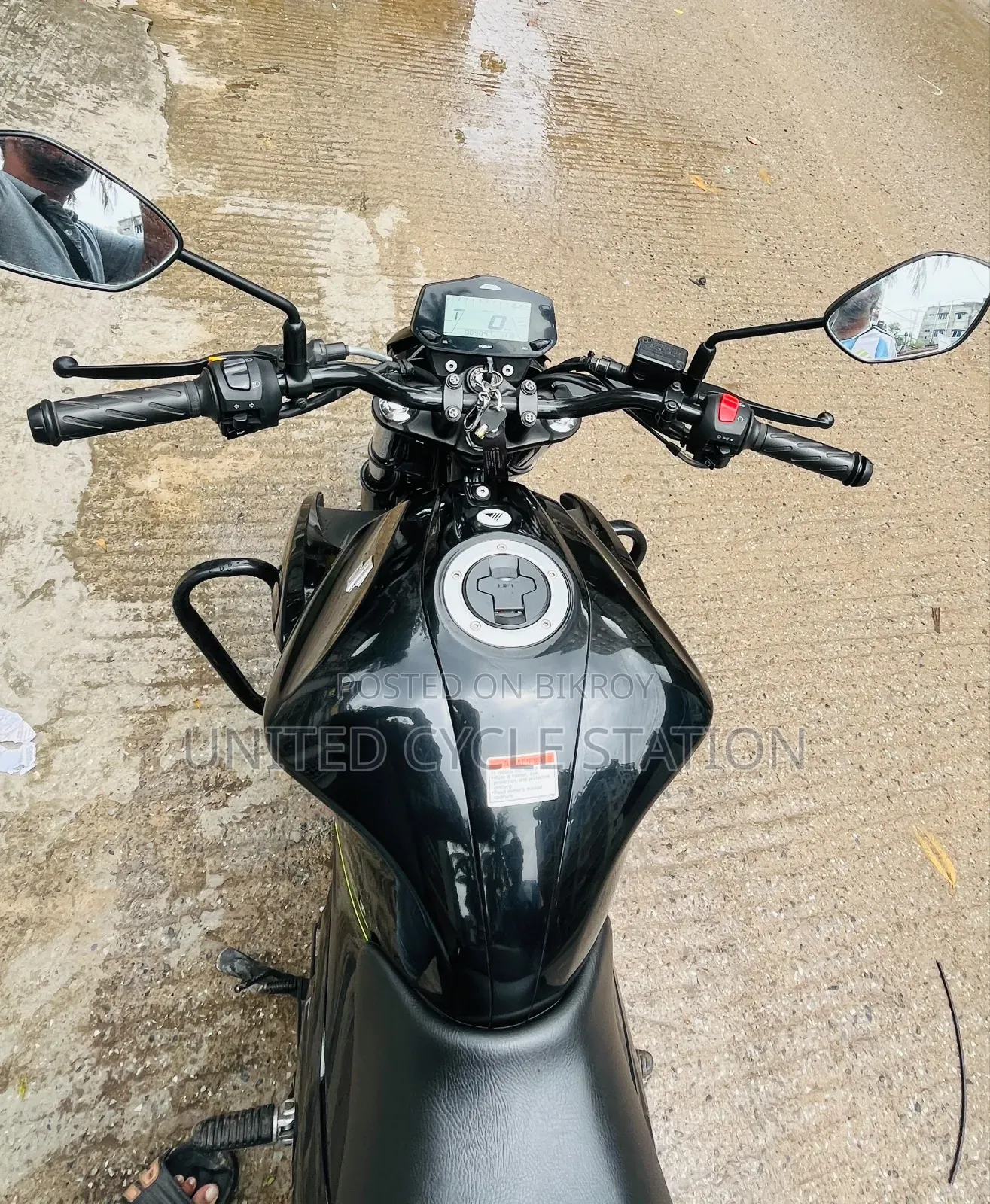 New Suzuki Gixxer 2025 Black