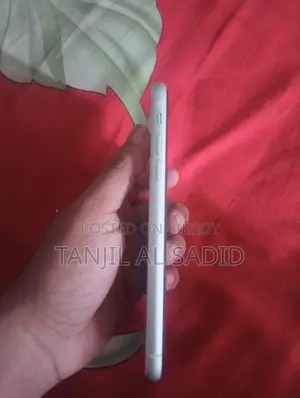 Apple iPhone 11 128 GB White