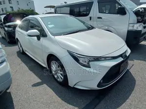 Toyota Corolla 2021 Pearl
