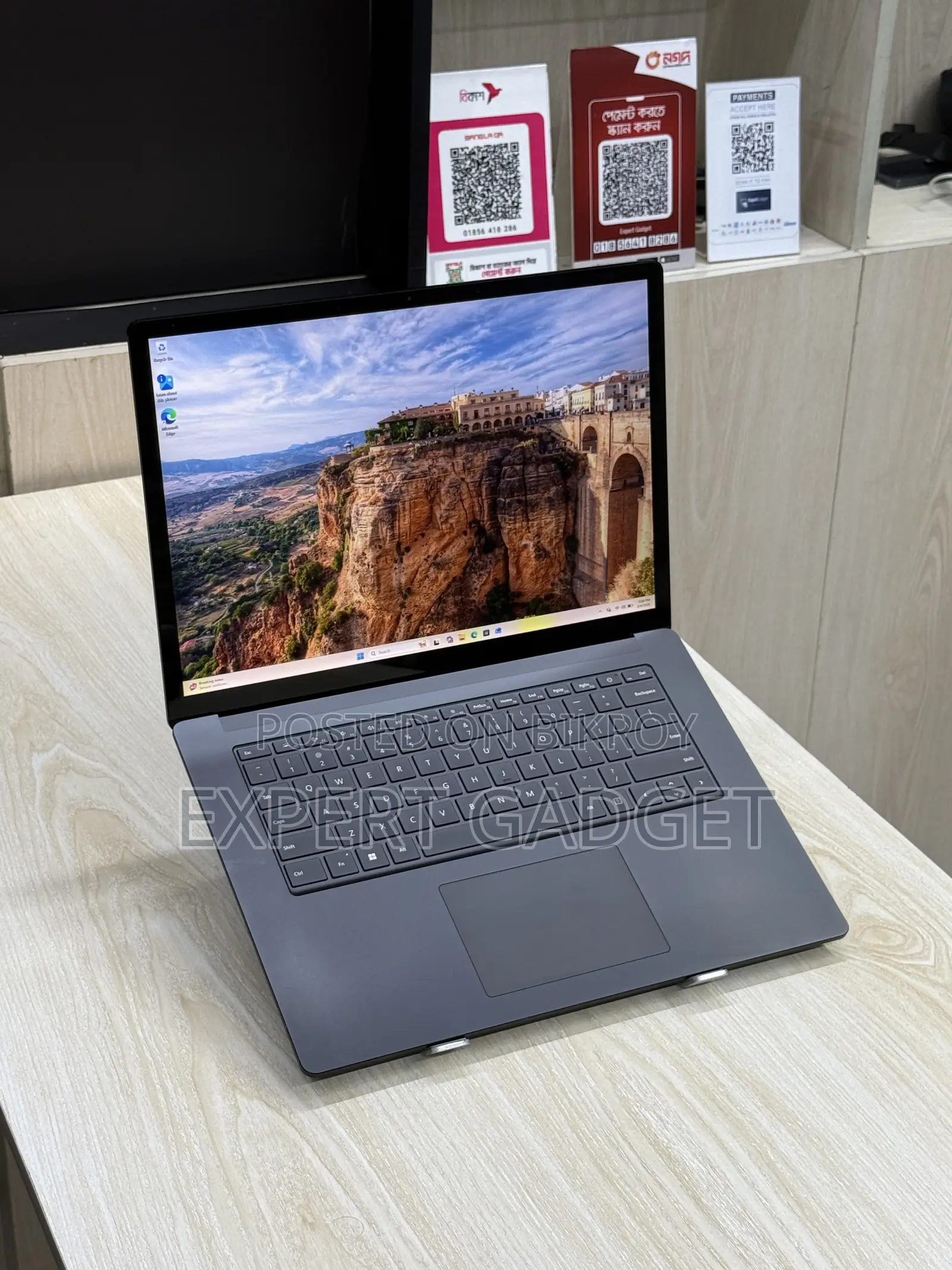 Laptop Microsoft Surface Laptop 4 32GB Intel Core i7 SSD 1T