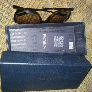প্রাদা সানগলাস