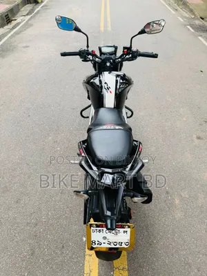 TVS Apache RTR 160 4V 2024 Black