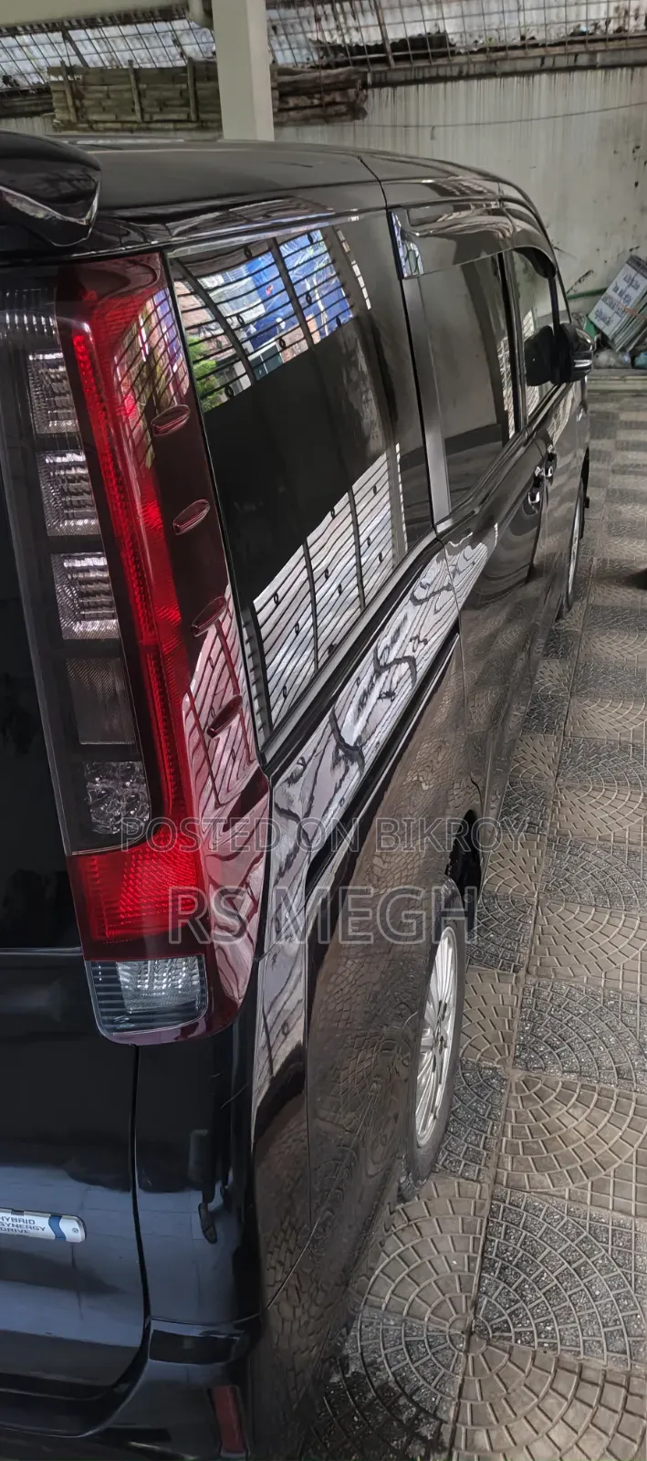 Toyota Noah 2016 Maroon