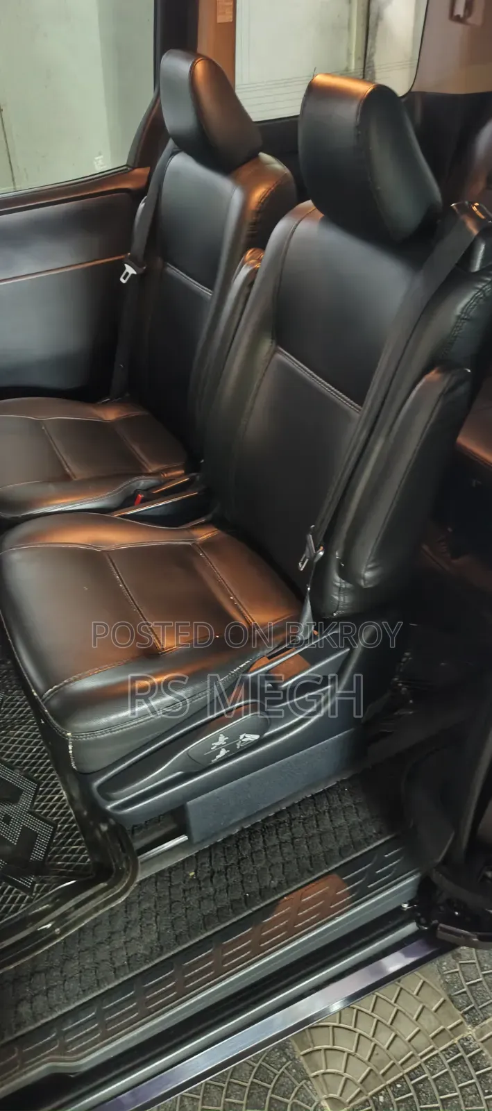 Toyota Noah 2016 Maroon