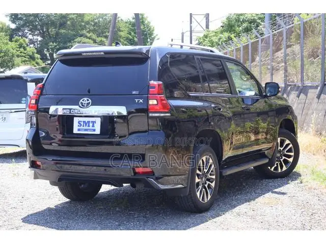 Toyota Land Cruiser Prado 2023 Black