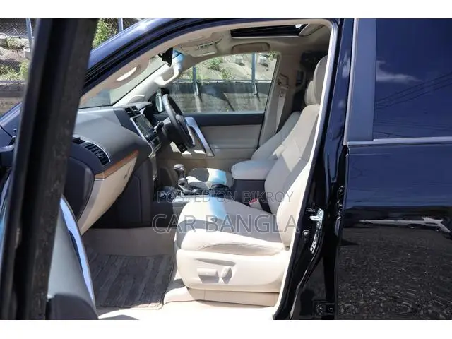 Toyota Land Cruiser Prado 2023 Black