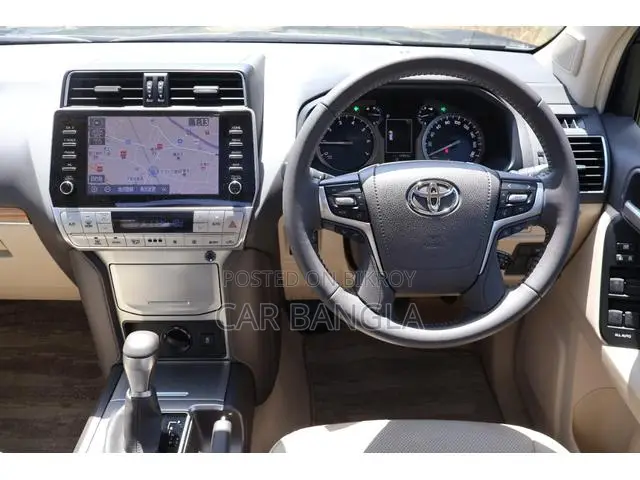Toyota Land Cruiser Prado 2023 Black