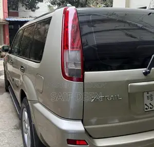 নিসান এক্স-ট্রেইল ২০০৩ গোল্ড