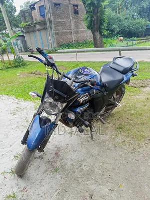 যমাহা এফজেডএস ভি২ ২০১৭ রেড