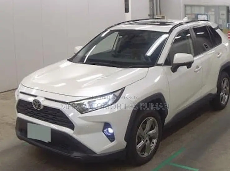 Toyota RAV4 2021 Pearl