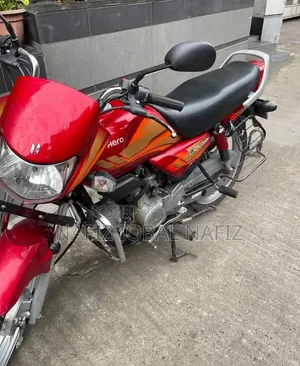 Hero HF Deluxe 2023 Red