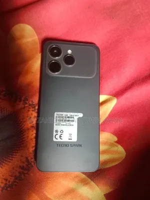 টেকনো স্পার্ক ৪০ ১২৮ জিবি ব্ল্যাক