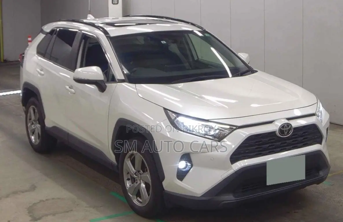 Toyota RAV4 2021 Pearl