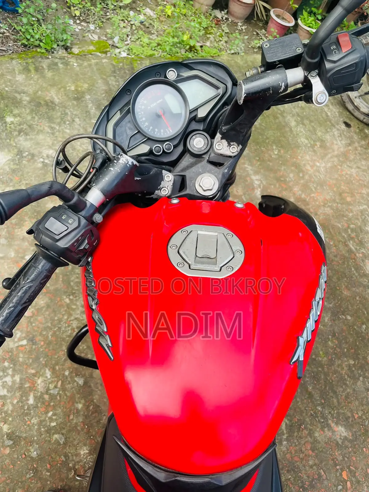 বাজাজ পালসার এনএস ১৬০ ২০২০ লাল