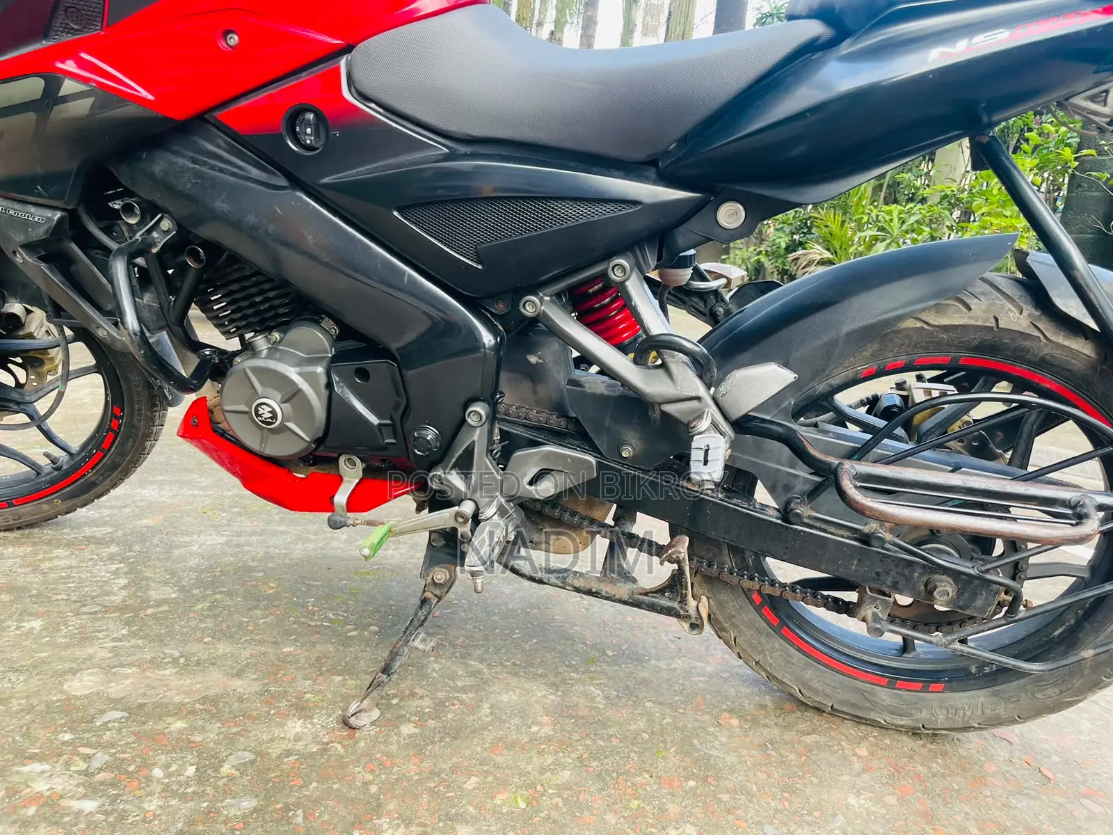 বাজাজ পালসার এনএস ১৬০ ২০২০ লাল