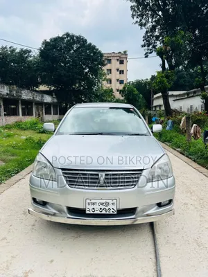 টয়োটা প্রিমিও ২০১৫ সিলভার