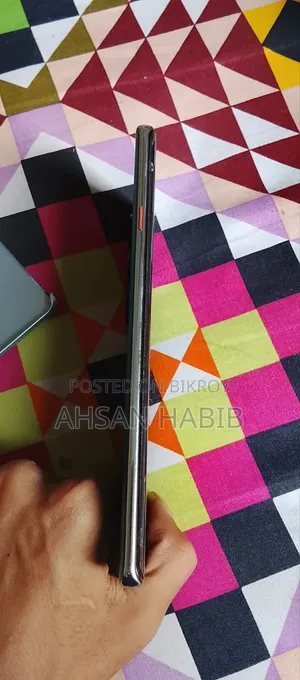 New Tecno Camon 40 Pro 4G 256 GB Blue