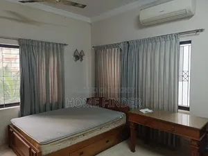 গুলশানে ভাড়ার জন্যfurnished ৩-বেডরুম অ্যাপার্টমেন্ট