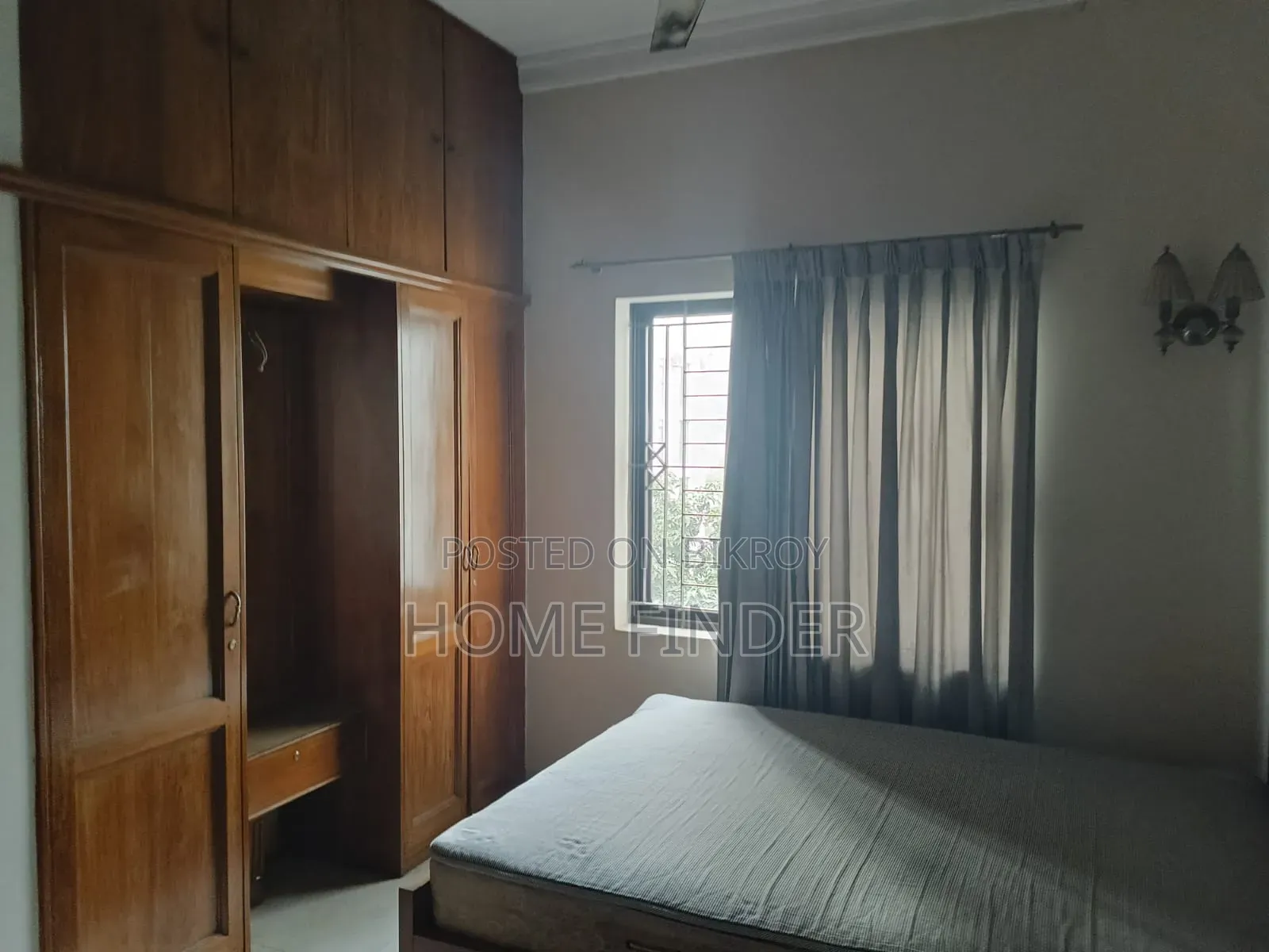 গুলশানে ভাড়ার জন্যfurnished ৩-বেডরুম অ্যাপার্টমেন্ট