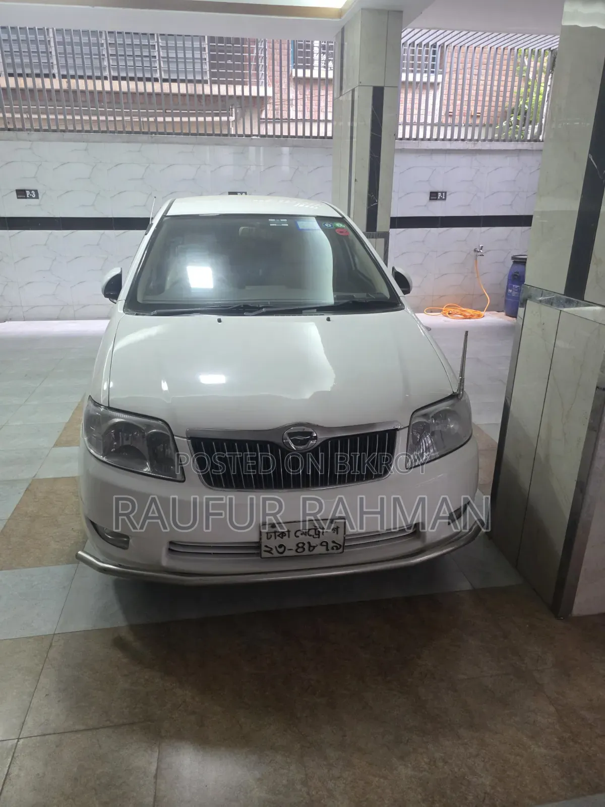 Toyota Corolla 2004 White