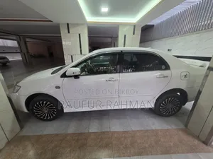 Toyota Corolla 2004 White