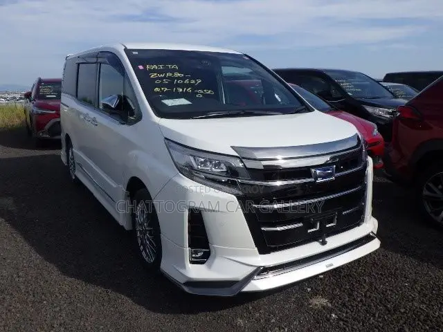 Toyota Noah 2021 Pearl