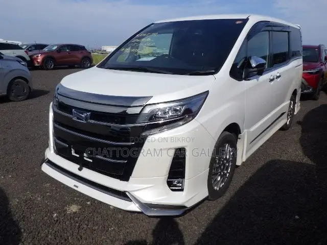 Toyota Noah 2021 Pearl