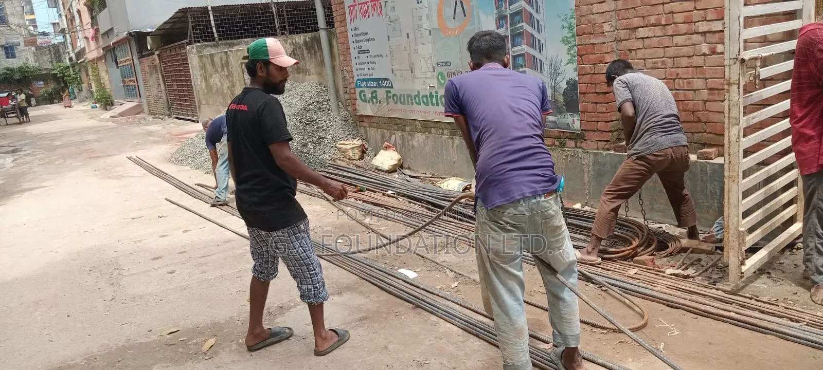 মিরপুরের জি. এ. আপন কুঠিরে ৩ বেডরুমের অ্যাপার্টমেন্ট বিক্রয়