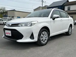 টয়োটা অ্যাক্সিও ২০২০ হোয়াইট