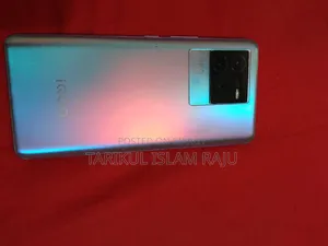 iQOO 128 GB