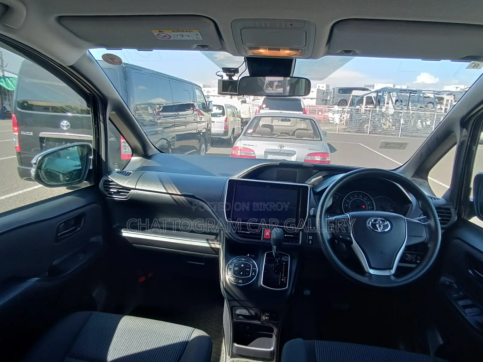 Toyota Noah 2021 Black