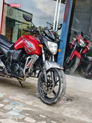 Yamaha FZ 2016 Red