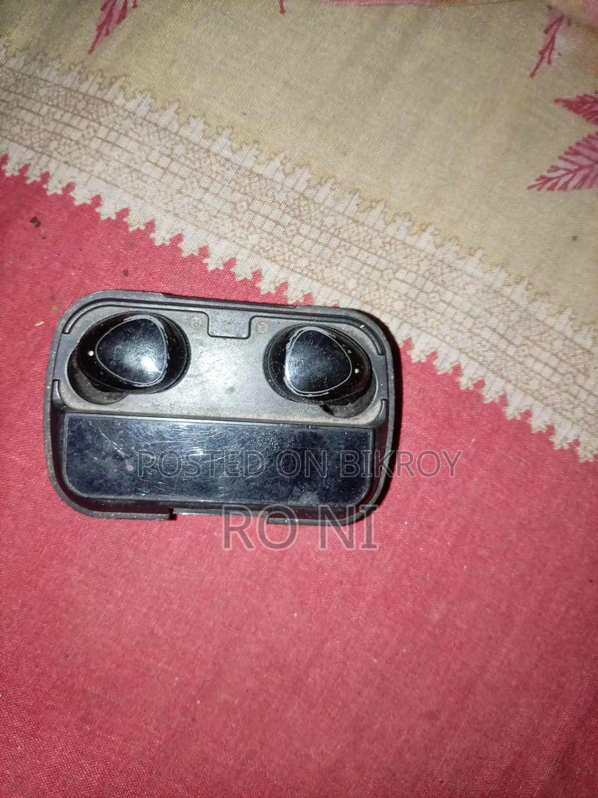 ওয়্যারলেস ইয়ারবাড বিক্রয় হবে