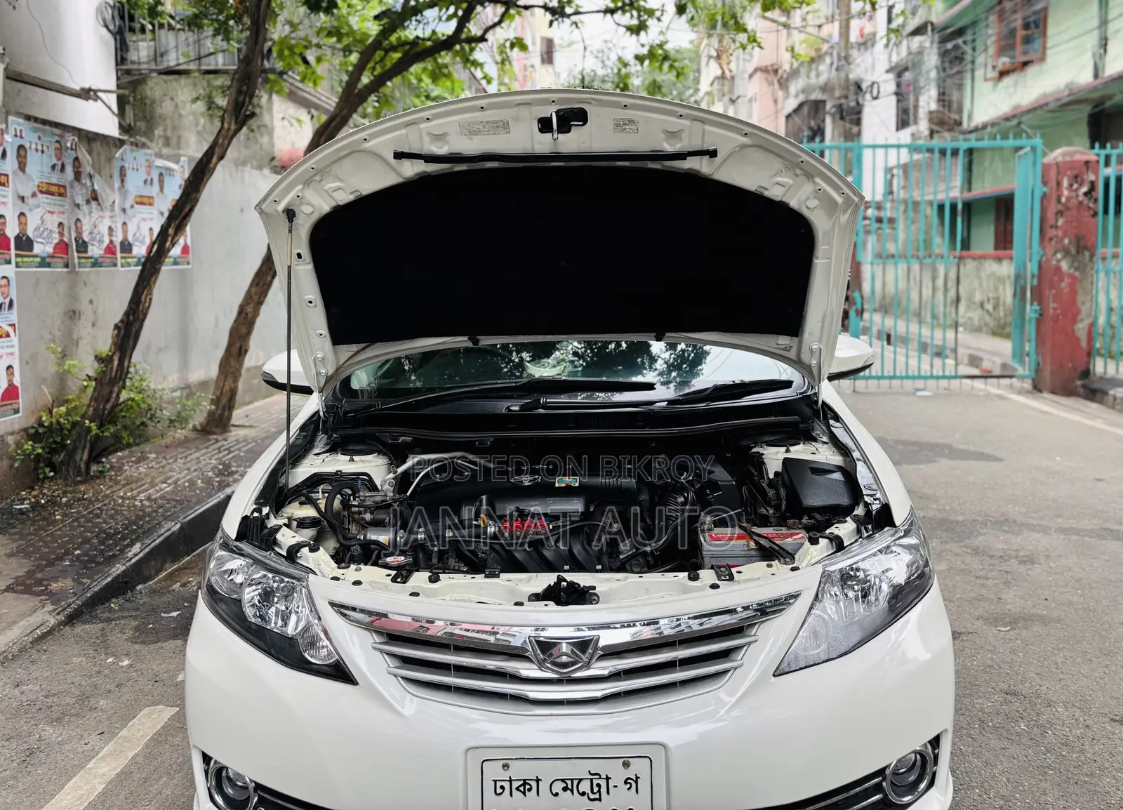 টয়োটা অ্যালিওন ২০১৪ পার্ল