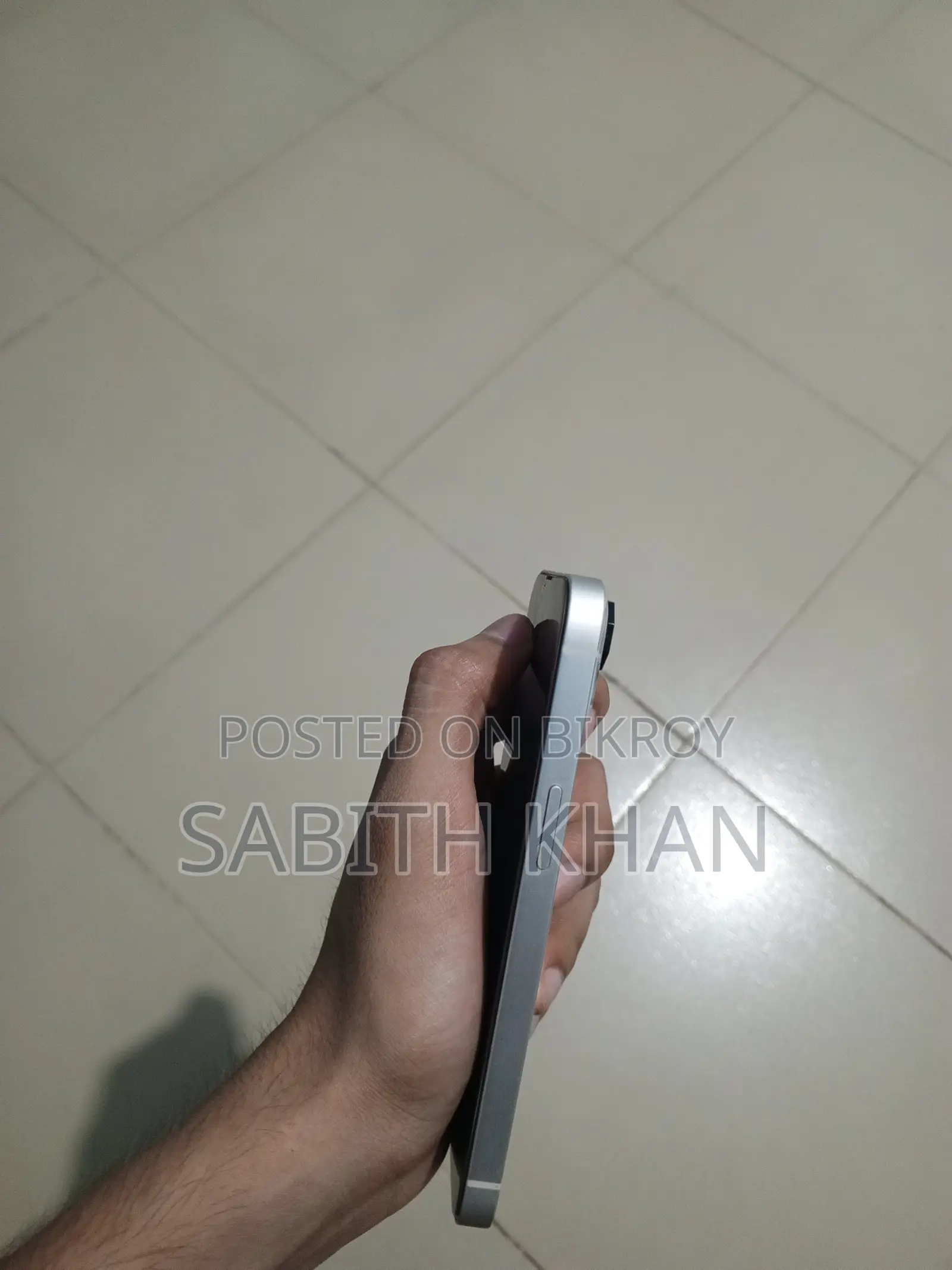 অ্যাপল আইফোন ১৩ ১২৮ জিবি সাদা