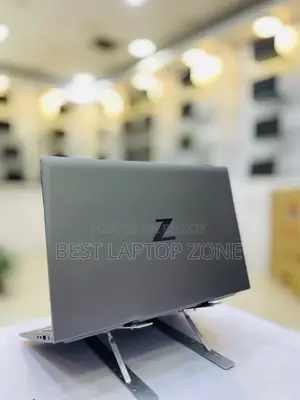 ল্যাপটপ HP ZBook Firefly G8 16GB ইন্টেল কোর i7 এসএসডি 512GB