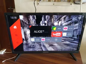 Tx6 Smart TV Card and 21 Inch LED TV