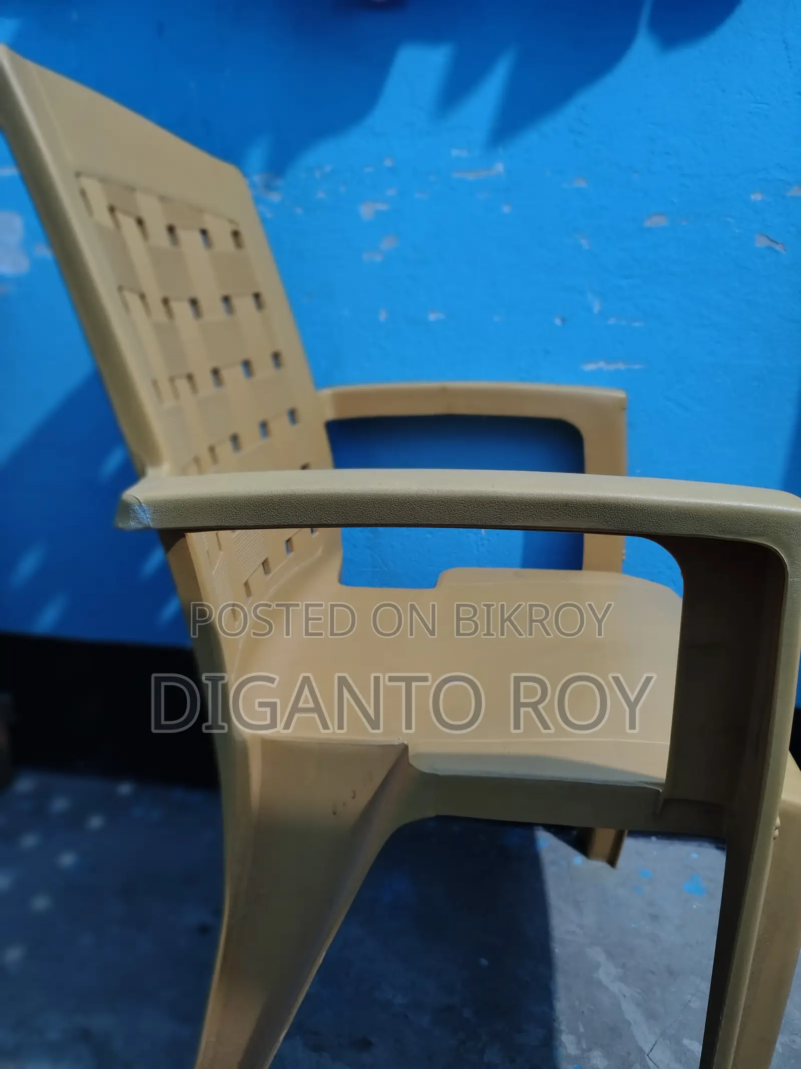 Premium Plastic Arm Chair
