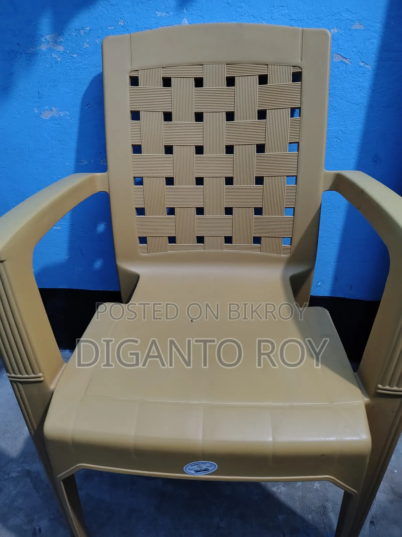 Premium Plastic Arm Chair