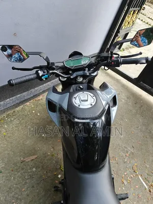 সিএফমোটো ২৫০এনকে ২০২৫ গ্রে
