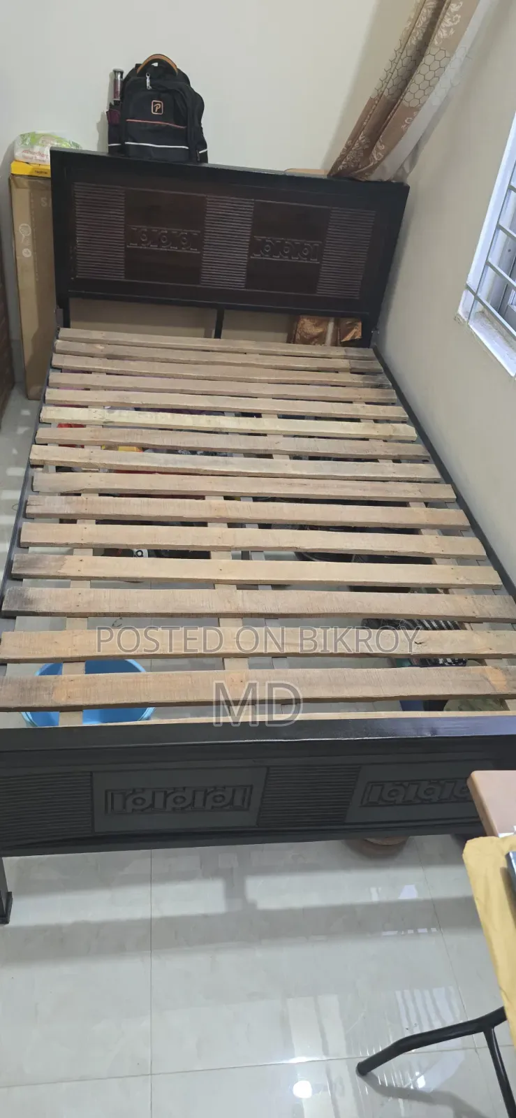Semi Double Bed