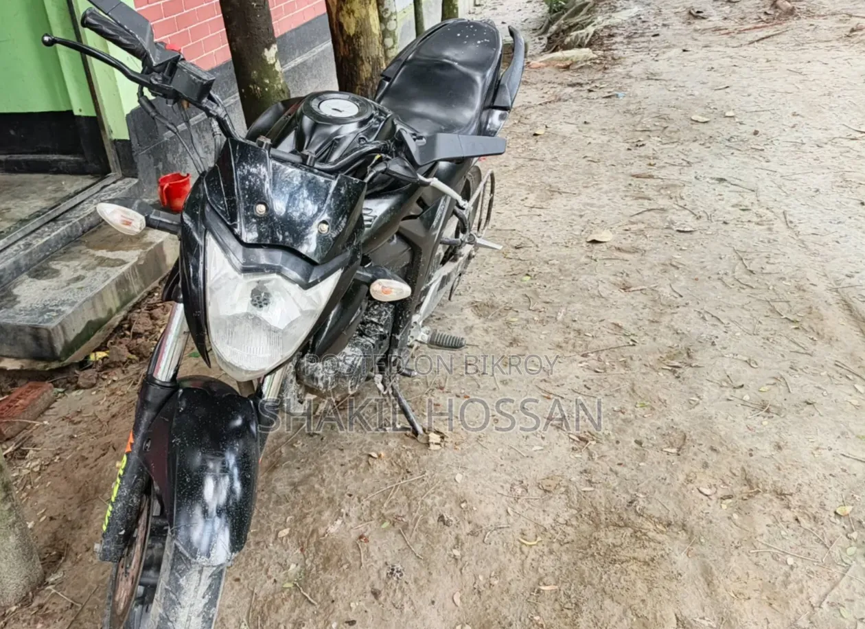 সুজুকি ২০১৮ কালো