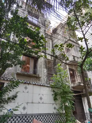 বসুন্ধরা ব্যবহৃত বাড়িতে সাজানো ৩ বেডরুমের বাড়ি বিক্রয়ের জন্য