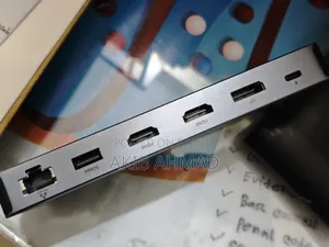 ইউগ্রিন রেভডক প্রো সিএম মাল্টিফাংশনাল ১১-ইন-১ ডকিং স্টেশন