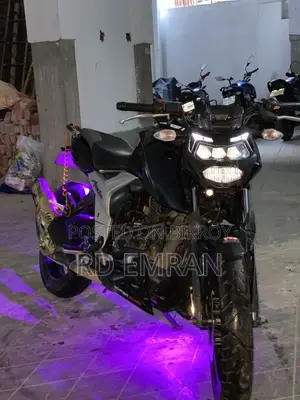 টিভিএস আপাচি আরটিআর ১৬০ ৪ভি ২০২১ কালো