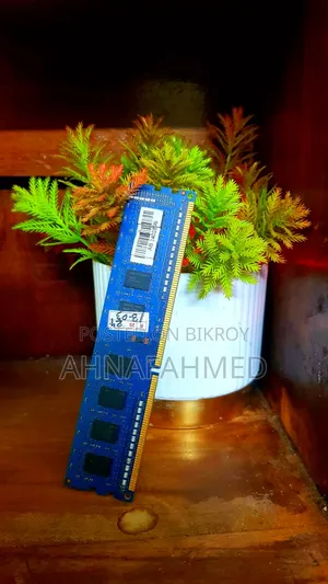 ডিডিআর৩ র‍্যাম ৪ জিবি ১৬০০ মেগাহার্টজ এসকে হাইনিক্স