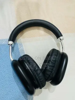 ওয়্যারলেস হেডফোন