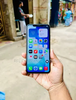 অ্যাপল আইফোন ১১ প্রো ম্যাক্স ২৫৬ জিবি গোল্ড