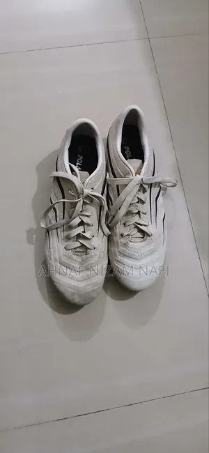 Polaris Football Boots